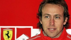 Michael Schumacher príde do Valencie podporiť Ferrari a Badoera