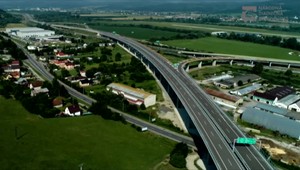 Koniec 90 na diaľnici v meste. Vláda prišla s návrhom zrušiť obmedzenie rýchlosti