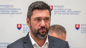 Takáč: Ľudia sa môžu radovať, že ceny sú nízke. Aká je realita?