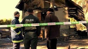 Bujarú oslavu zrušil oheň. Polonahí muži vyskakovali z balkóna!