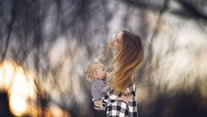 Materské mlieko by sa mohlo využívať pri liečbe rakoviny, tvrdia vedci