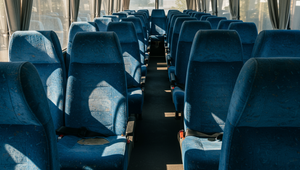 Nehoda autobusu si vyžiadala 11 životov. Medzi obeťami sú aj deti