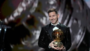Messi získal rekordnú siedmu Zlatú loptu. Ako skončil Ronaldo?