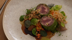 Hlavné jedlo: Smolíček Pacholíček