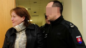 Z vraždy obete bytovej mafie obvinili dvoch mužov