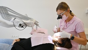 Zubné benefity v zdravotných poisťovniach sa od mája zrušia