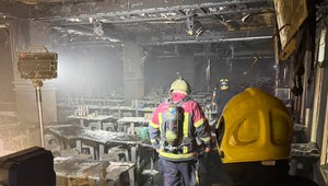 Nočný podnik v Bangkoku zachvátili plamene. Po požiari našli 27 mŕtvych