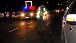 Nezabudnuteľná svadobná noc! Opitý ženích (52) skočil pod auto