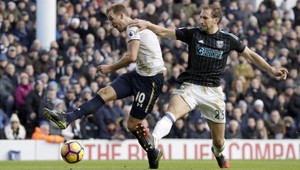 Kane sa zabával. Tottenham deklasoval West Bromwich