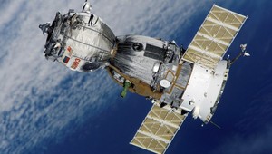 Čínskej družici sa podaril neskutočný záber Mesiaca a Zeme