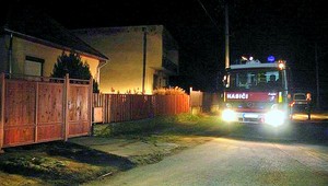 Pri požiari v Tvrdošovciach zomrela matka (†34) so synom (†2)