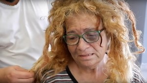 Kaderník sa ujal zanedbanej ženy bez domova: Neuveriteľné, ako vyzerá po premene