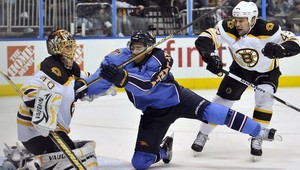 Sekera asistoval, Washington sa prebúdza