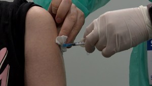 Súd rozhodol, že správy medzi von der Leyenovou a Pfizerom sa mali zverejniť. Slovenskí europoslanci reagujú