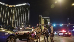 Obete strelca z Las Vegas: Mladá policajtka aj muž, ktorý chránil svoju ženu