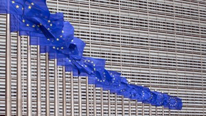 Veľká väčšina Slovákov podporuje členstvo v EÚ aj NATO