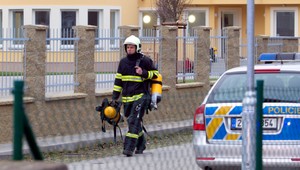 Na veľvyslanectve, kde vybuchol trezor, našli 12 zbraní