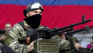 Rusi vraj ustupujú, pozrite si reportáž z miesta bojov