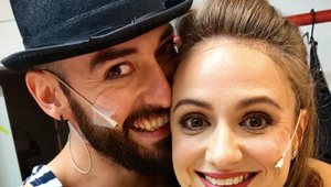 Manželka českého herca reaguje jeho obchytávanie kolegu! Poriadne šokovala!