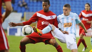 Peltier do Slovana, s belasými podpísal 4-ročnú zmluvu