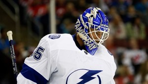 Novou maskou vzdáva hold hviezdam tmavej pleti