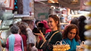 Medzi Lily James a jej hereckým partnerom je neuveriteľná chémia! Čo ich spája?