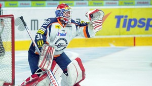Vsadiť na veterána sa vyplatilo - takmer nepriestrelný Staňa v play-off