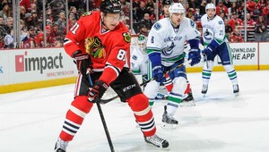 Hossa opäť strelil dva góly, Chicago padlo v predĺžení