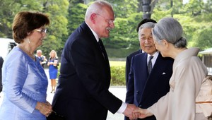 Gašparovič v Japonsku. Takto sa zvítal s ciárom Akihitom