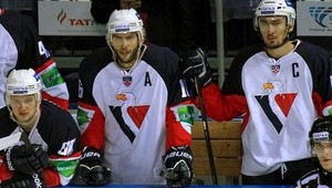 Slovan už aj s Kukumbergom, Šatan v prvom útoku