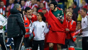 Čech a Terry sa zranili počas semifinále Ligy majstrov, Atlético - Chelsea 0:0
