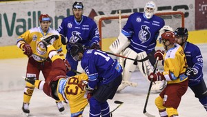 Zagrapan vystrieľal Popradu na ľade Trenčína dva body