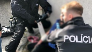 Krvavý útok v uliciach Bratislavy: Podľa TV JOJ ženu bodol jej 14-ročný syn