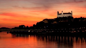 FOTOGALÉRIA. Nádherný západ Slnka nad Bratislavou