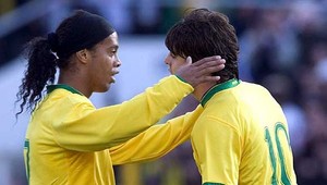 Ronaldinho i Kaká napriek zraneniam do reprezentácie