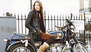 Prvá Britka, ktorá obišla svet na motorke