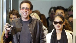 Nicolas Cage napadol manželku, skončil v cele