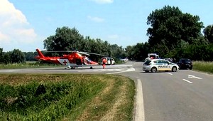 Ťažká nehoda na východe. Vodič z povolania zrazil motorkára (27)