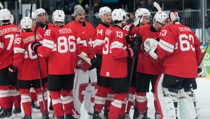 Švajčiari zdolali Talianov 3:0, vo štvrťfinále ich čakajú Fíni