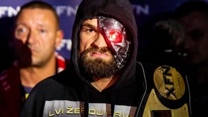 Karlos VÉMOLA skončil deň pred Vianocami v putách