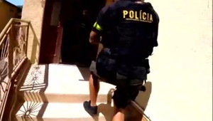 Za drogy a ich distribúciu im hrozí až desať rokov väzenia