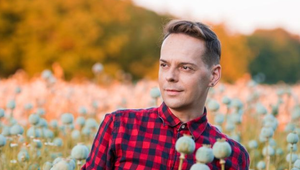 Pierre z Bez servítky má pre vás recept so špargľou ako stvorený na horúce letné dni!