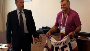 Oslávenec Vůjtek dostal okrem víťazstva aj dres s číslom 65