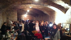 Orange Fashion. Nové trendy na plesovú sezónu