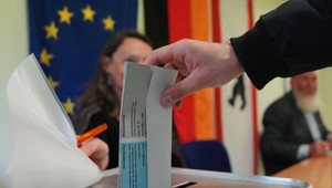 AfD chcela získať prvý najvyšší komunálny post v Dolnom Sasku. Neuspel ani jeden kandidát