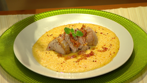 Bravčová panenka, pyré z kyslej kapusty, pancettová slama