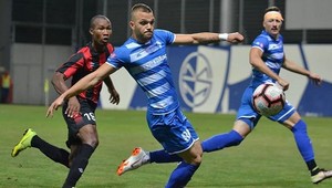 Nešportový gól v Srbsku spôsobil hon na strelca