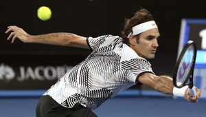 Vo finále sesterské duo, Federer zdolal krajana Wawrinku