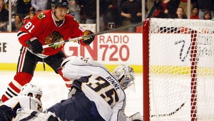 Hossa posunul Chicago po vylúčení v predĺžení bližšie k postupu