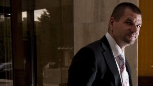 Štefanov ustál pokus o odvolanie